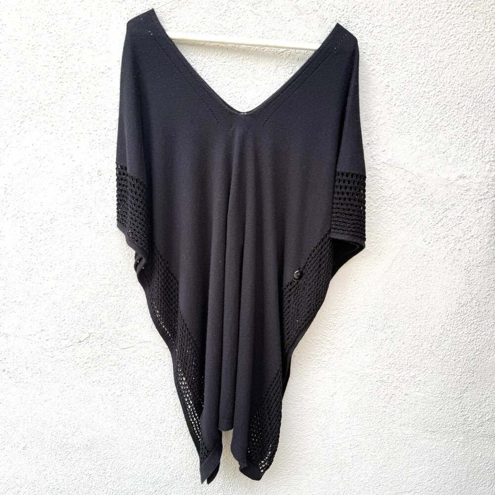 NWT Escada Silk Cashmere Poncho Wrap Black Buttons Woven Sides Very Soft